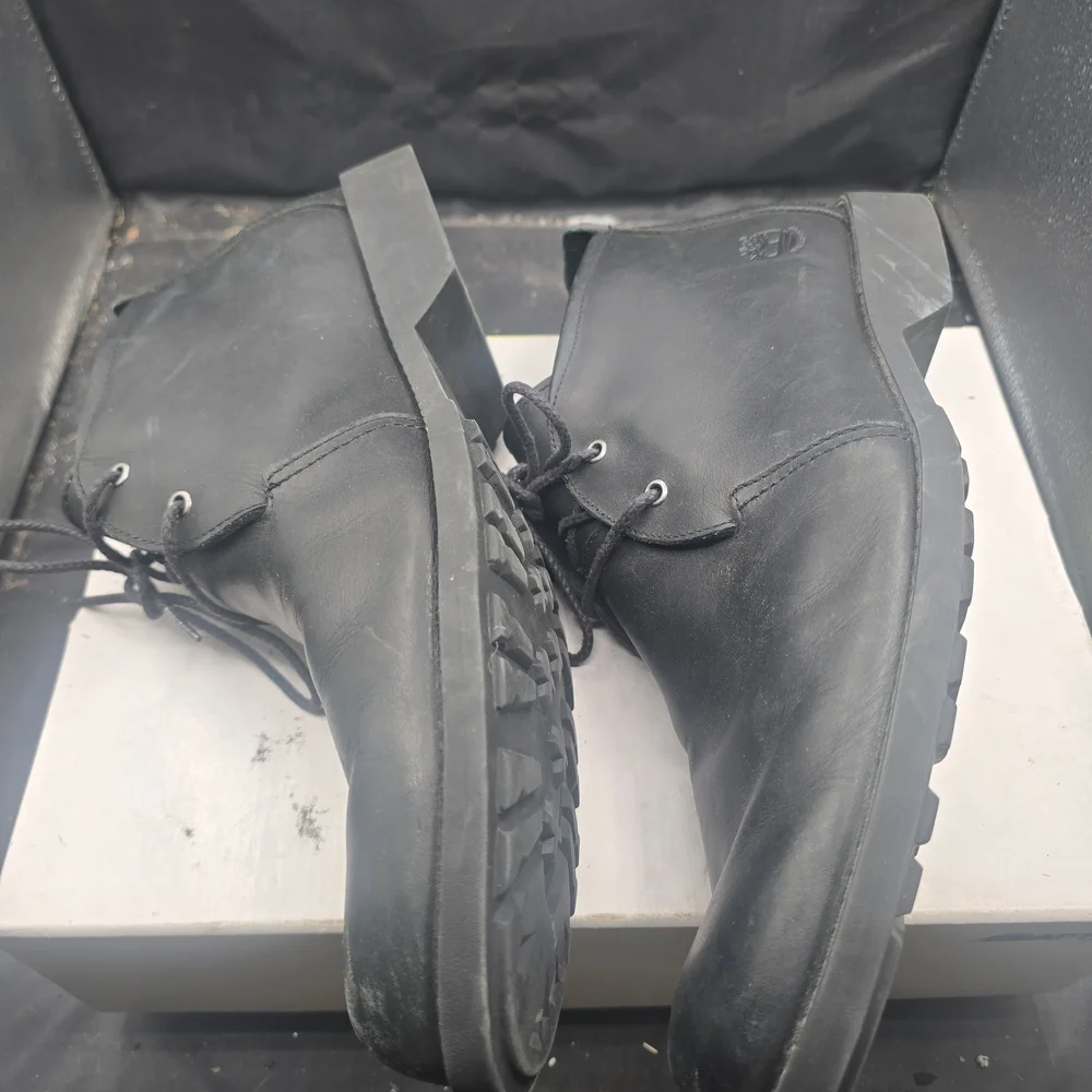 Timberland sleek black